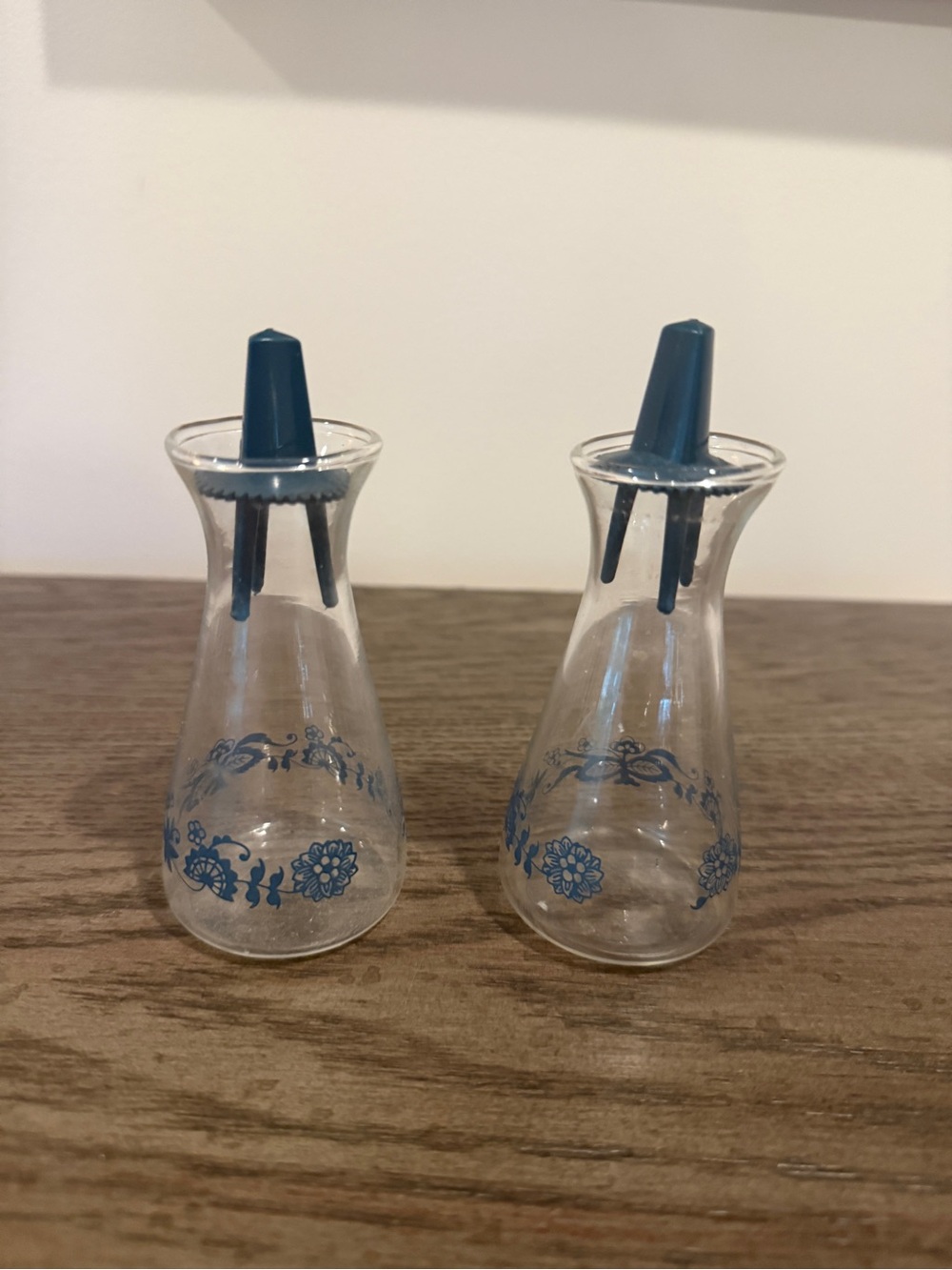 2pc Pyrex salt and pepper shakers “Old Town Blue”